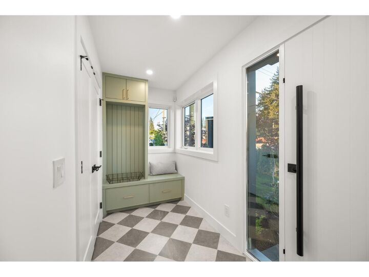 Property Photo:  2491 Lynden Street 1  BC V2T 3C3 