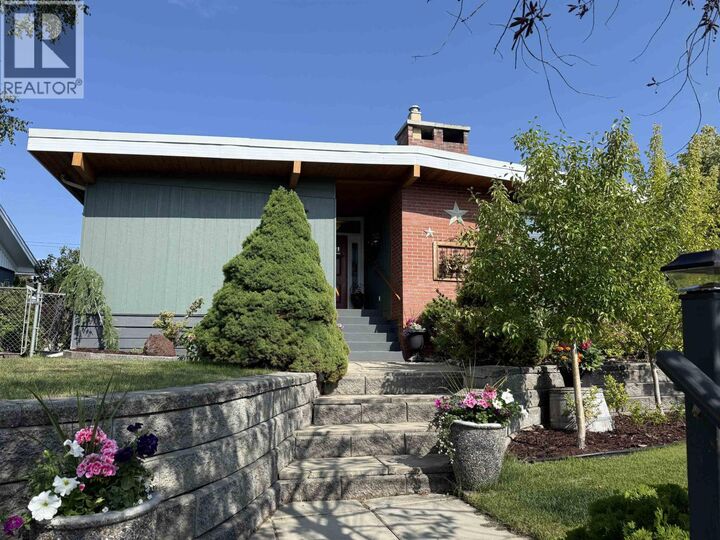 Property Photo: 1094 Irwin Street BC V2M 2Y2