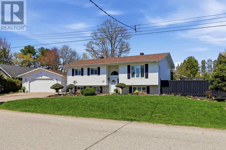 Property Photo: 288 River Rd ON P6A 5K9
