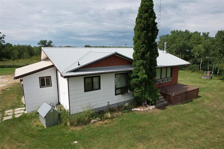 Property Photo: 139100 #6 Highway MB R0C 0E0