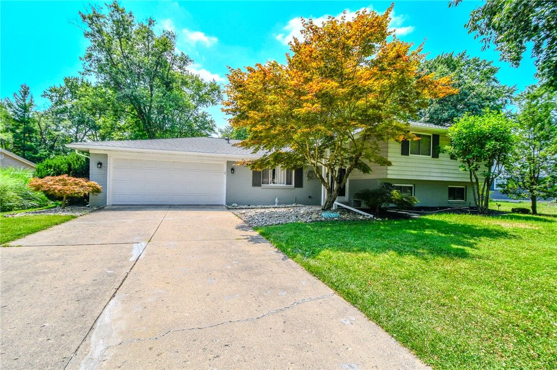 Property Photo: 906 New England Avenue OH 45429