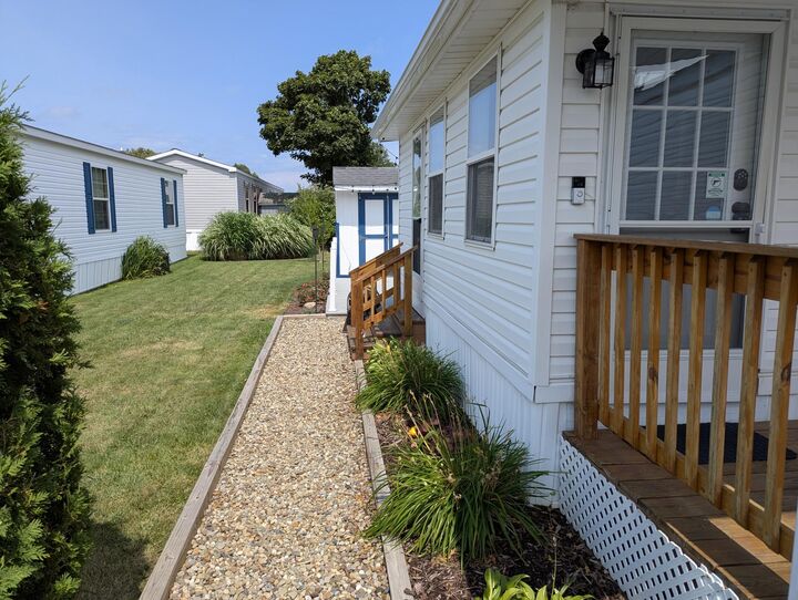 Property Photo:  2713 W Park Lane  PA 16506 