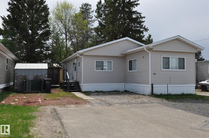 Property Photo:  10401 101 A Street  AB T8R 1B1 
