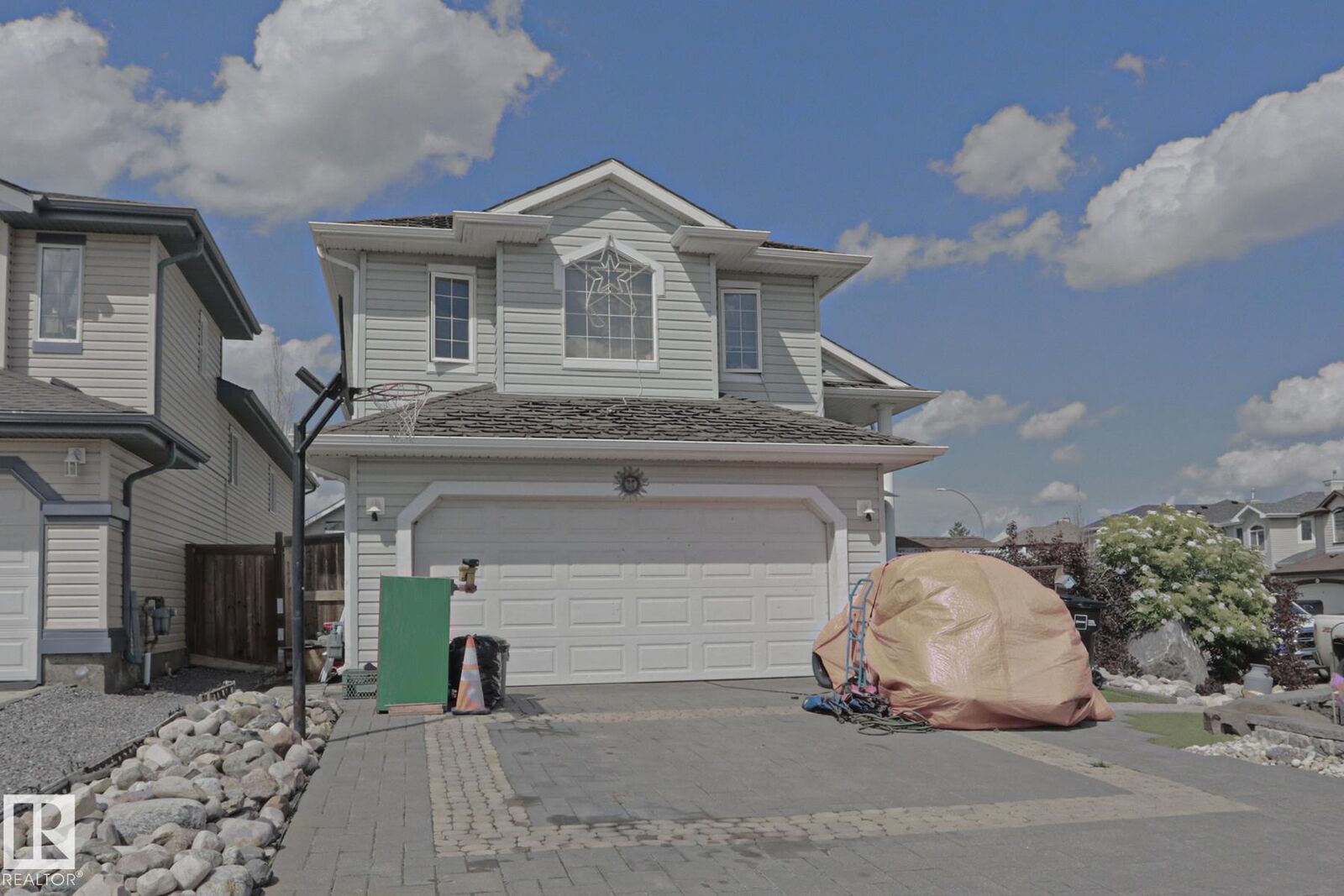 Property Photo: 4506 154 Avenue NW AB T5Y 3H3