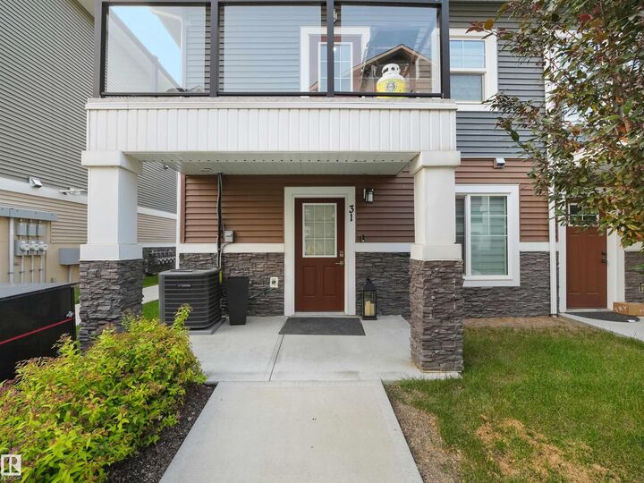 Property Photo: 230 Edgemont Road NW 31 AB T6M 0Y8