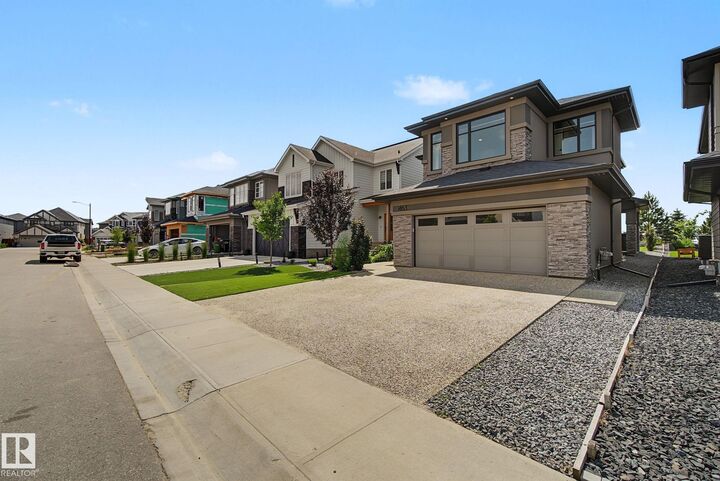Property Photo:  1463 Howes Crescent SW  AB T6W 4G6 