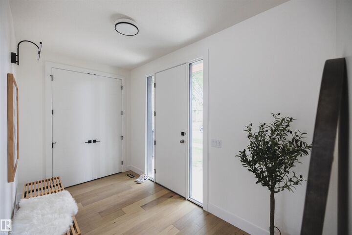 Property Photo: 10954 62 Avenue NW AB T6H 1N2