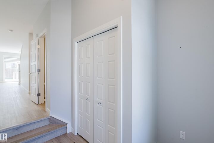 Property Photo:  3883 Chrustawka Place SW  AB T6W 5B2 