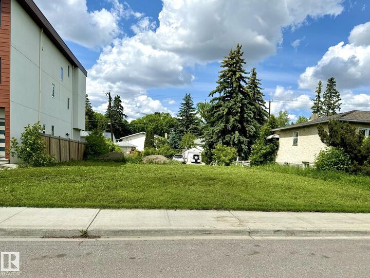 Property Photo:  11440 71 Avenue NW  AB T6G 0A7 