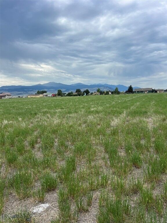 Property Photo: 27 N Centurion Way MT 59759