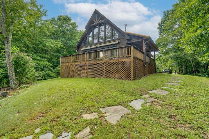 Property Photo: 1085 Thunder Ridge Drive TN 37380
