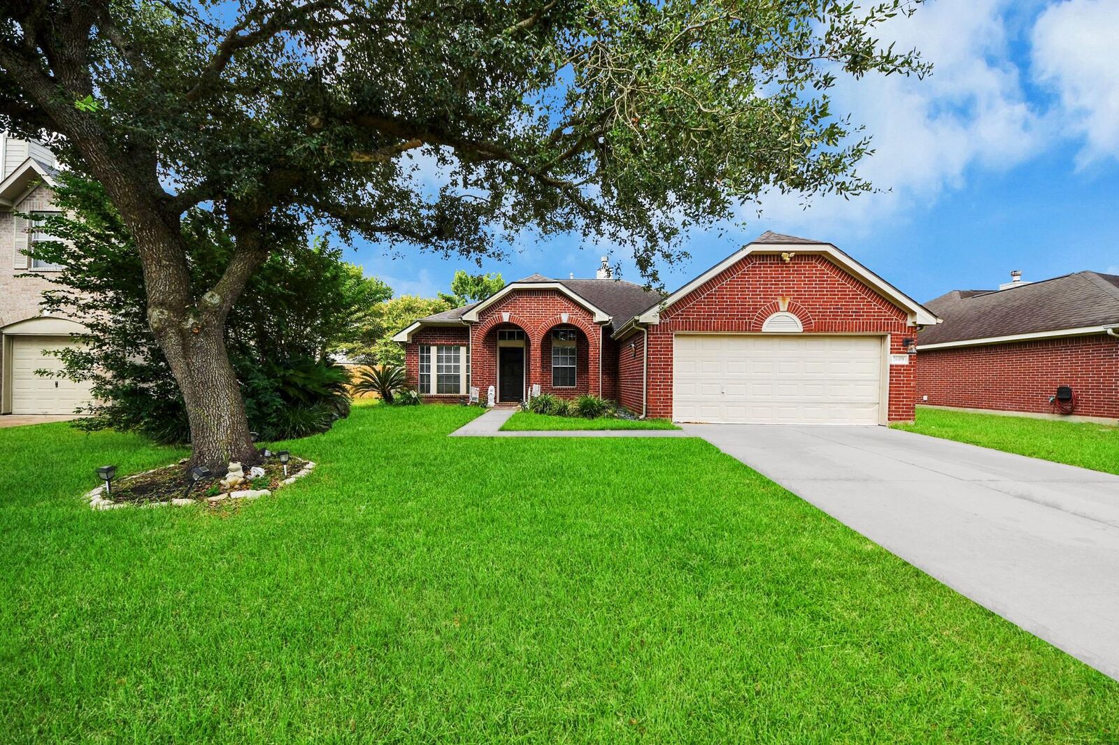 Property Photo: 20419 Westfield Parkway TX 77449