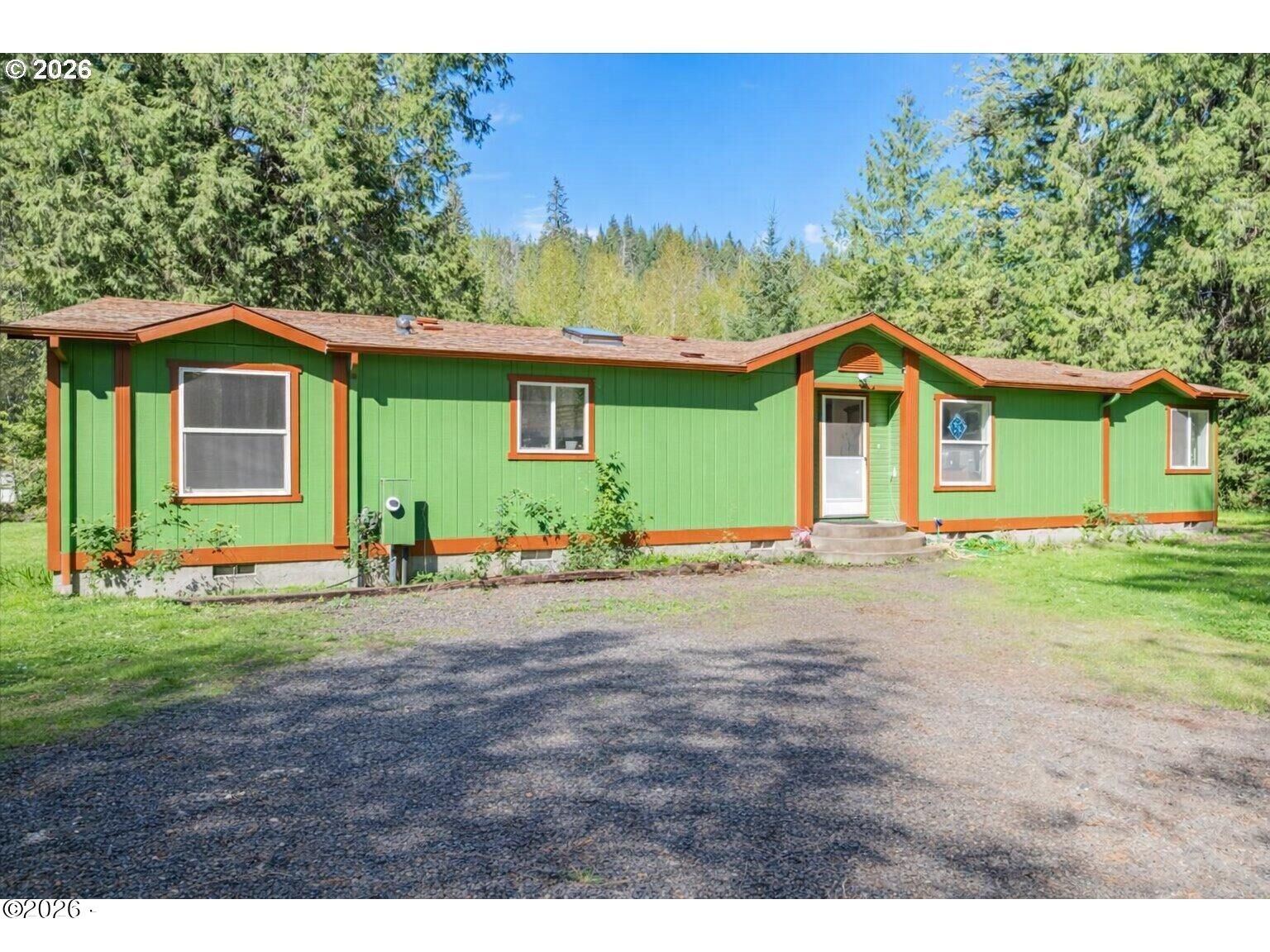 Property Photo: 42927 Island Inn Drive OR 97355