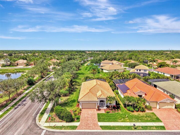 Property Photo:  11783 Puma Path  FL 34292 