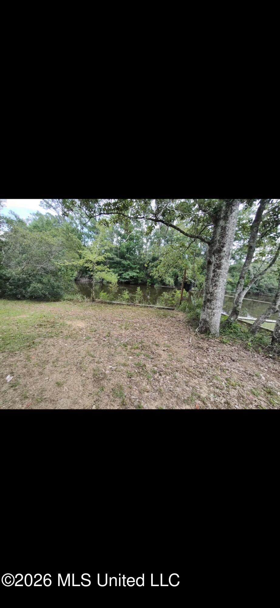 Property Photo:  947 W Lakeshore Drive  MS 39426 