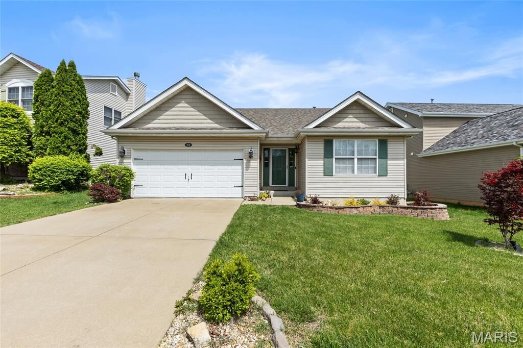 Property Photo:  209 Flint Brook Drive  MO 63366 