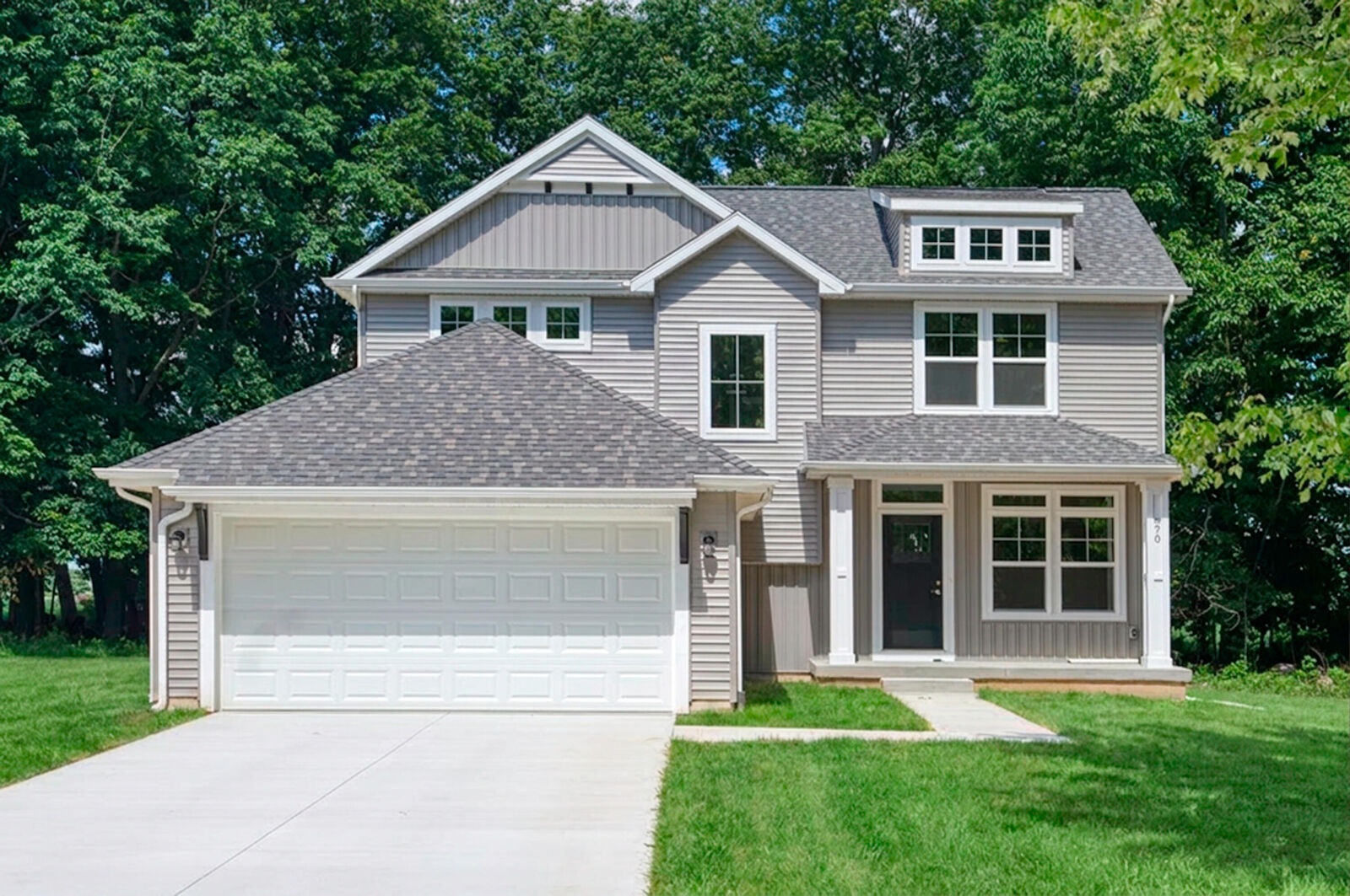 Property Photo:  570 W Wildwood Drive  MI 48867 