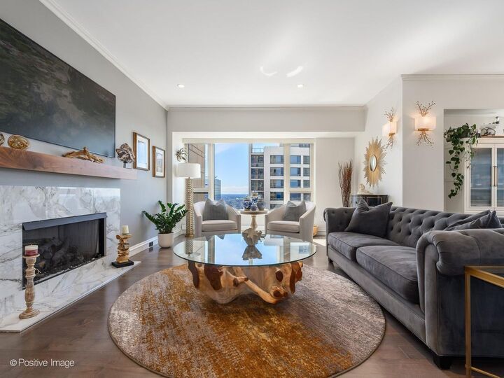 Property Photo: 800 N Michigan Avenue 4703 IL 60611