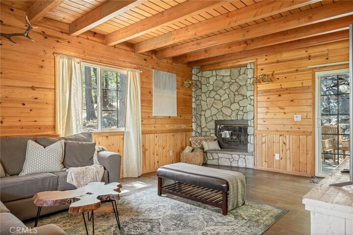 Property Photo: 24071 Fern Glen CA 92325