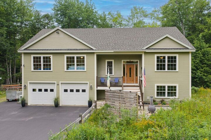 Property Photo: 20 Cross Ridge Drive ME 04062