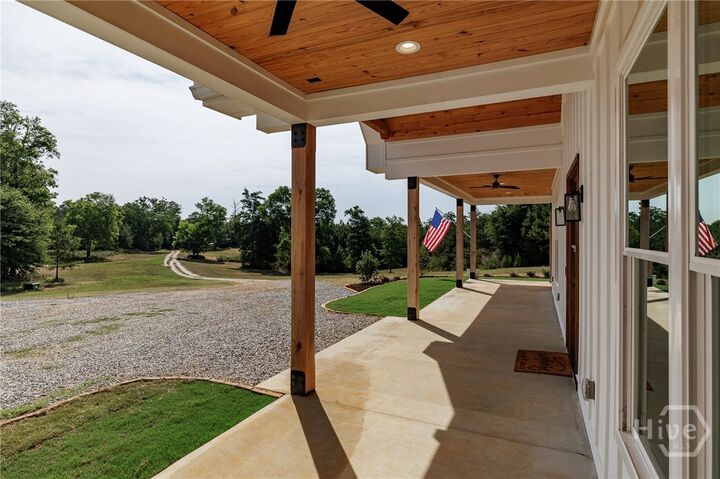 Property Photo: 3612 Athens Highway GA 30642