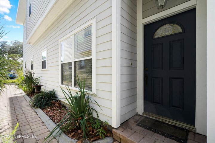 Property Photo: 819 6th Avenue S FL 32250