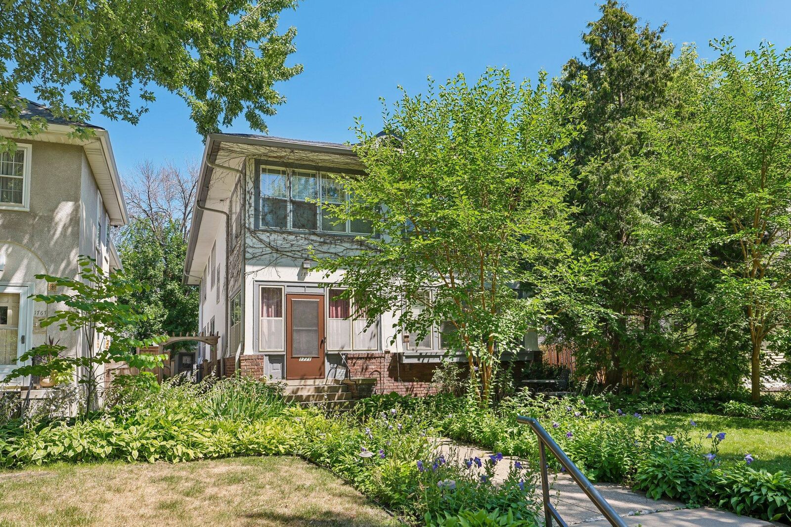 Property Photo: 1771 James Avenue S 1 MN 55403