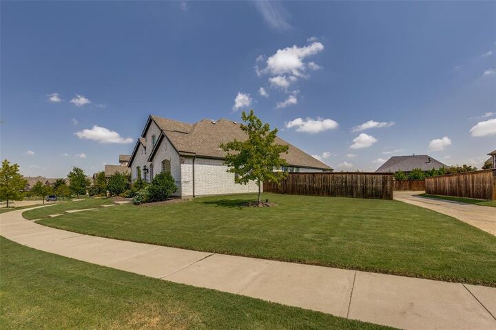 Property Photo:  12464 Lost Valley Drive  TX 75035 