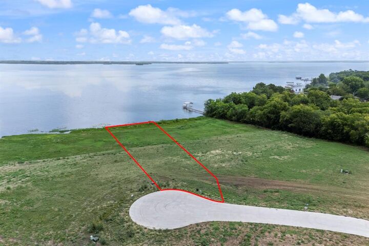 Property Photo: 153 Endless Drive TX 75474