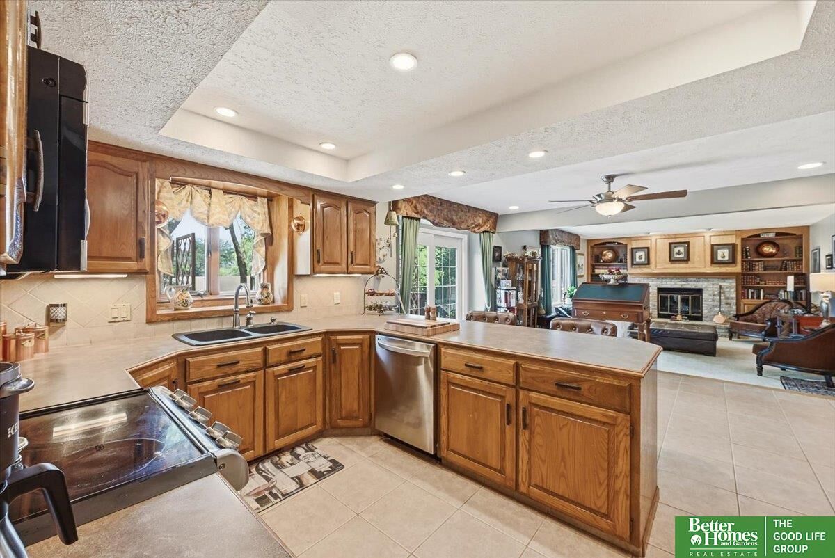 Property Photo: 4314 Amos Gates Drive NE 68123
