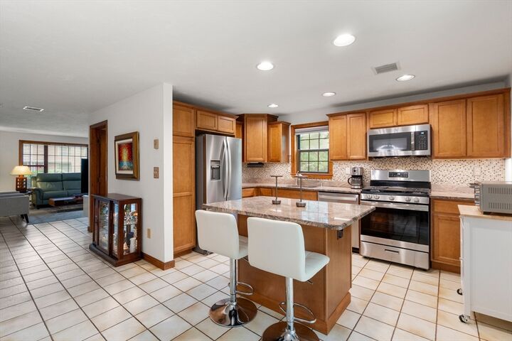 Property Photo:  195 Falmouth Road 10  MA 02649 