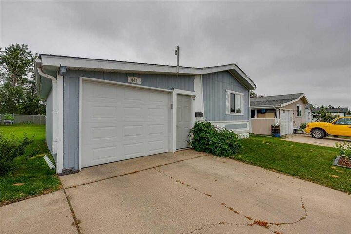 Property Photo:  37543 England Way #440  AB T4S 2C3 