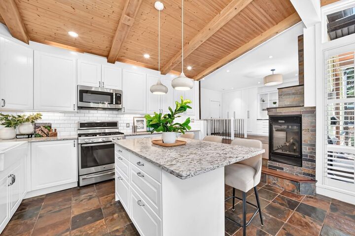 Property Photo: 2623 Glenmount Drive SW AB T3E 4C2