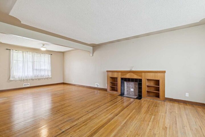 Property Photo: 3103 13 Avenue SW AB T3C 0V3