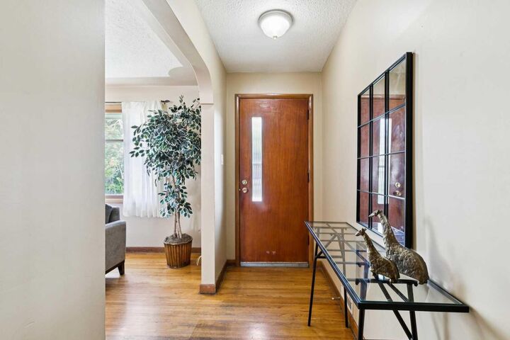 Property Photo: 3103 13 Avenue SW AB T3C 0V3