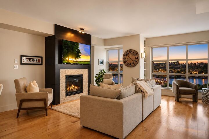 Property Photo: 110 7 Street SW 602 AB T2P 5M9