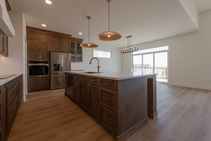 Property Photo:  3080 21 Street  AB T1M 0G1 
