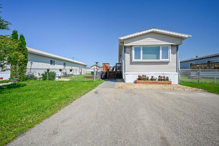 10615 88 Street 110 — photo 1