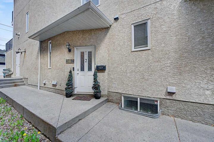 Property Photo: 2412 Kensington Road NW 2 AB T2N 3S1