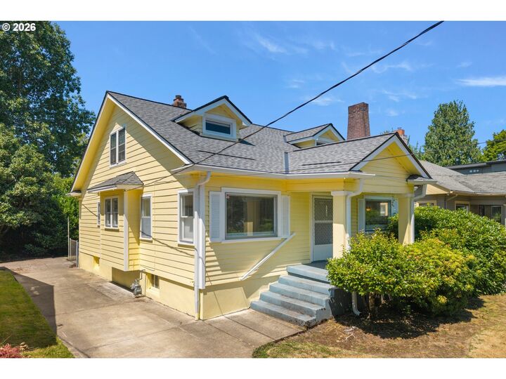 Property Photo: 3815 NE 16th Ave OR 97212