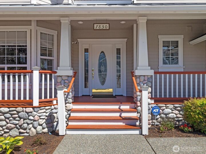 Property Photo: 7850 123rd Avenue NE WA 98033