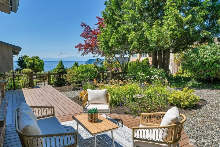 Property Photo: 9407 61st Avenue W WA 98275