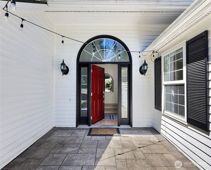 Property Photo:  15917  183rd Place NE  WA 98072 