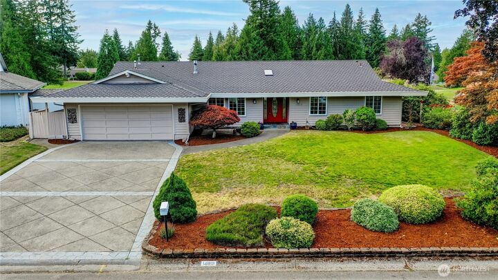 Property Photo: 14812 SE 170th Street WA 98058