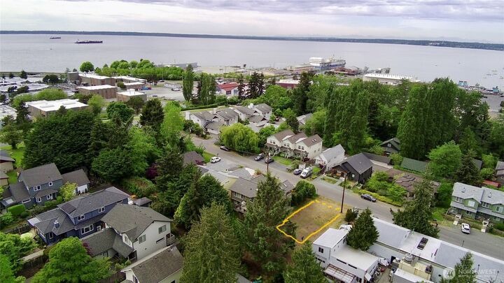 Property Photo: 542 Donovan Avenue WA 98225