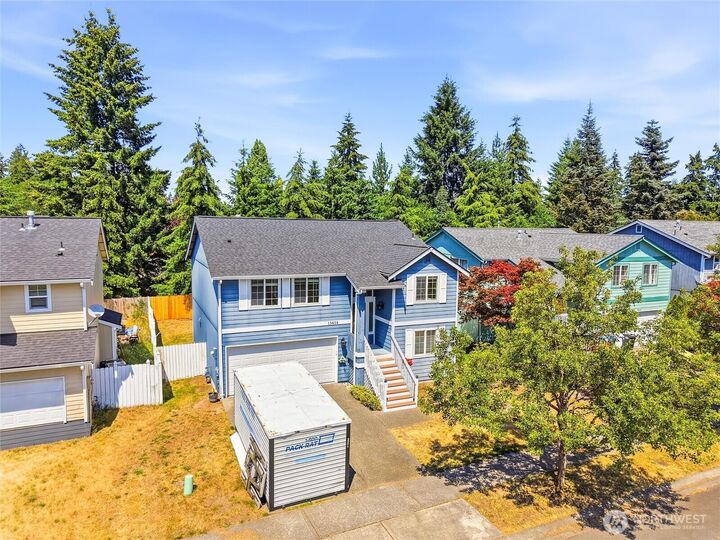 Property Photo:  15658  91st Way  SE  WA 98597 