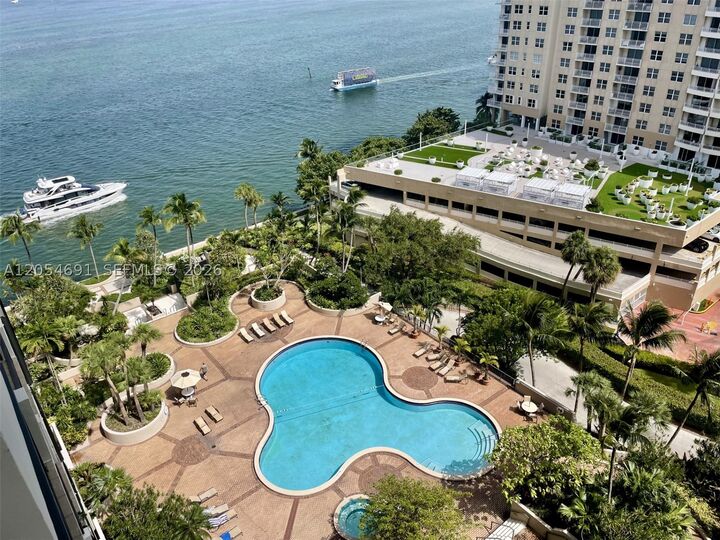 Property Photo:  520 Brickell Key Dr A1512  FL 33131 