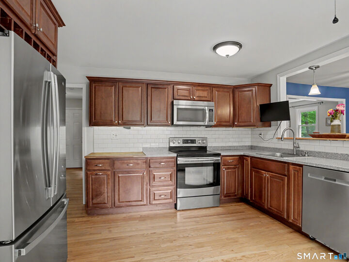 Property Photo:  44 The Old Road  CT 06470 