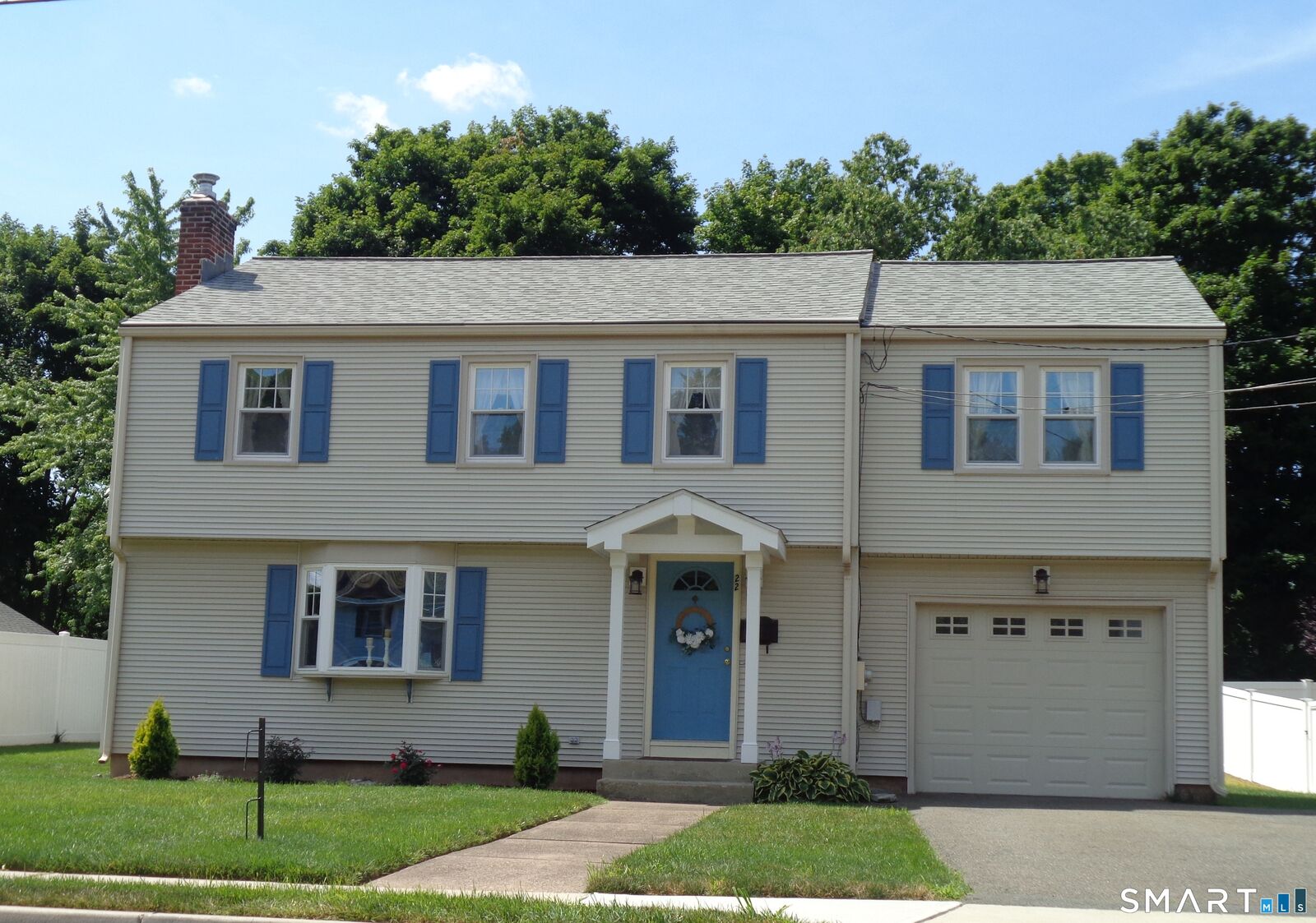 Property Photo:  22 Scarborough Road  CT 06040 