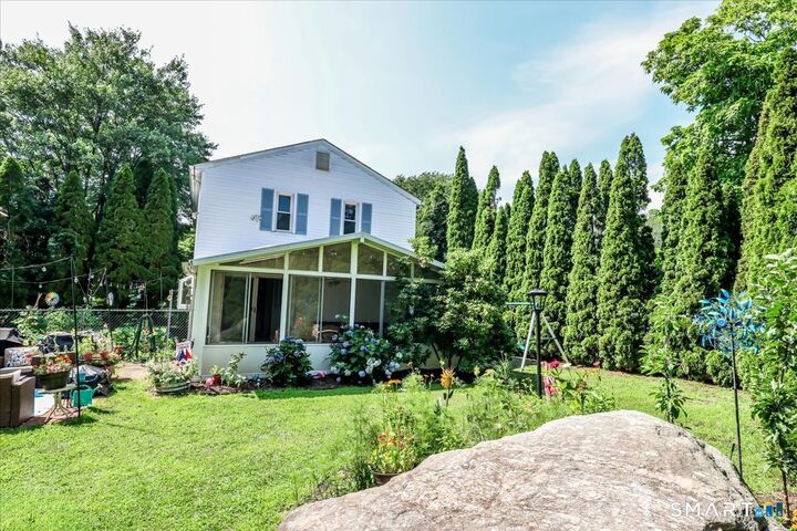 Property Photo:  61 Fisher Court  CT 06614 